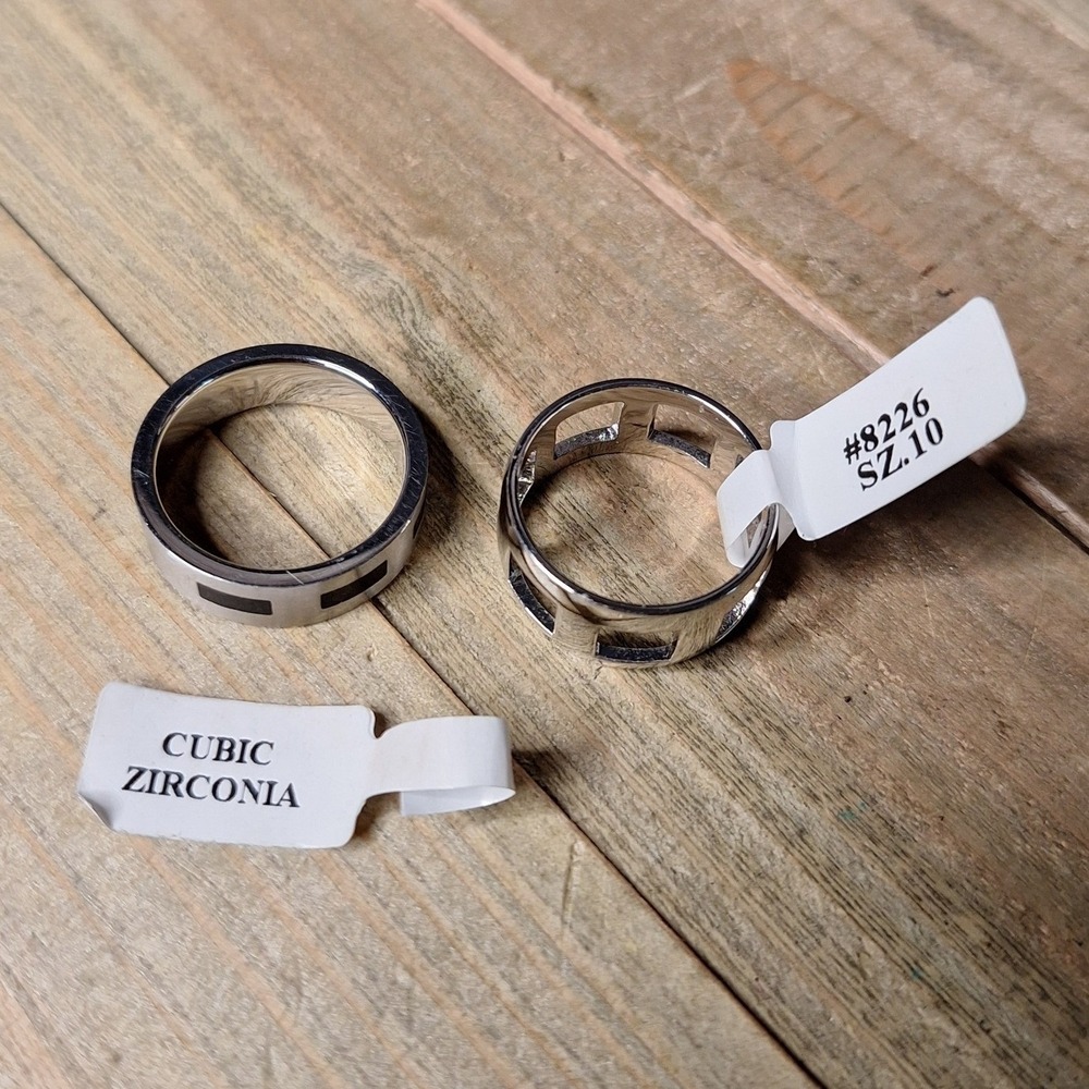 PL Silver Tone Geometric Band Ring Set Size 10 Black Inlay Open Work Modern 2pc